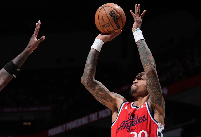 进攻能力其实并不差，但快船依然没有激发出锋线大将的潜能？